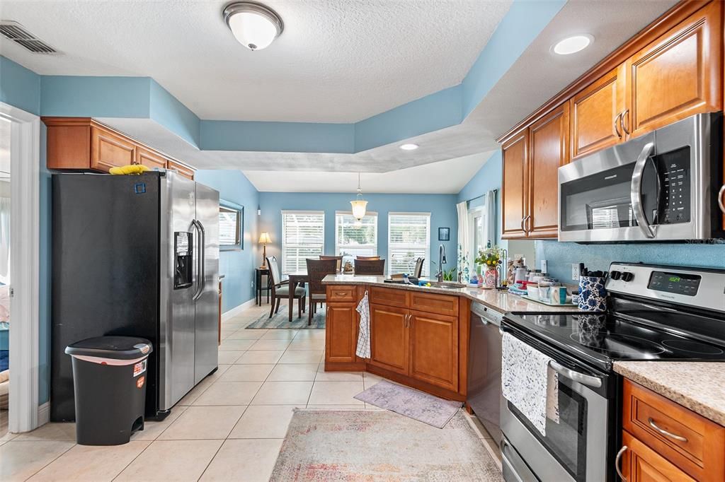 En Venta: $439,000 (4 camas, 2 baños, 2188 Pies cuadrados)