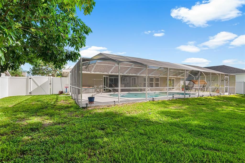 En Venta: $439,000 (4 camas, 2 baños, 2188 Pies cuadrados)