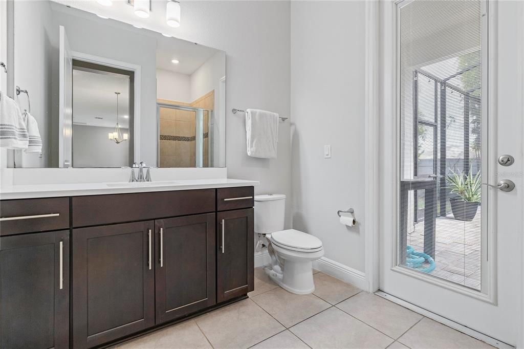 На продажу: $1,595,000 (7 спален, 5 ванн, 5169 Квадратных фут)