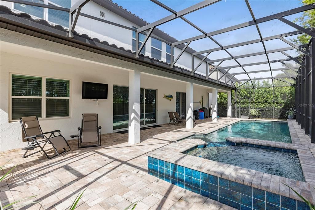 На продажу: $1,595,000 (7 спален, 5 ванн, 5169 Квадратных фут)