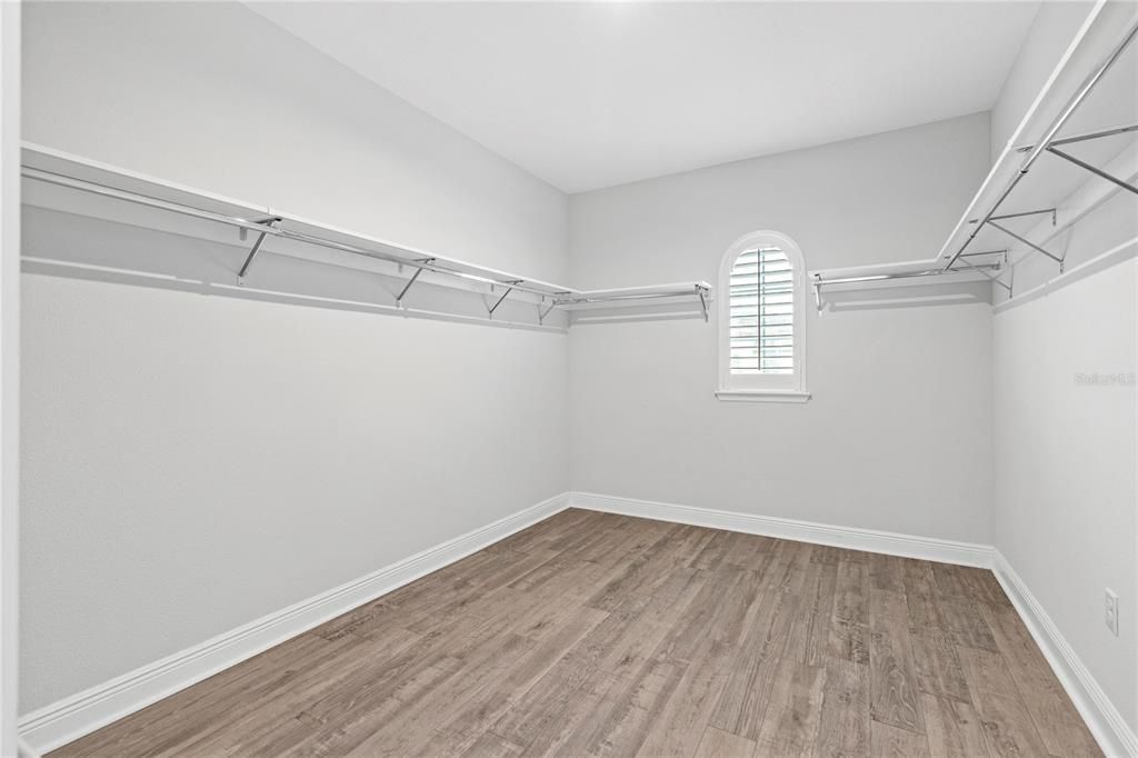 На продажу: $1,595,000 (7 спален, 5 ванн, 5169 Квадратных фут)