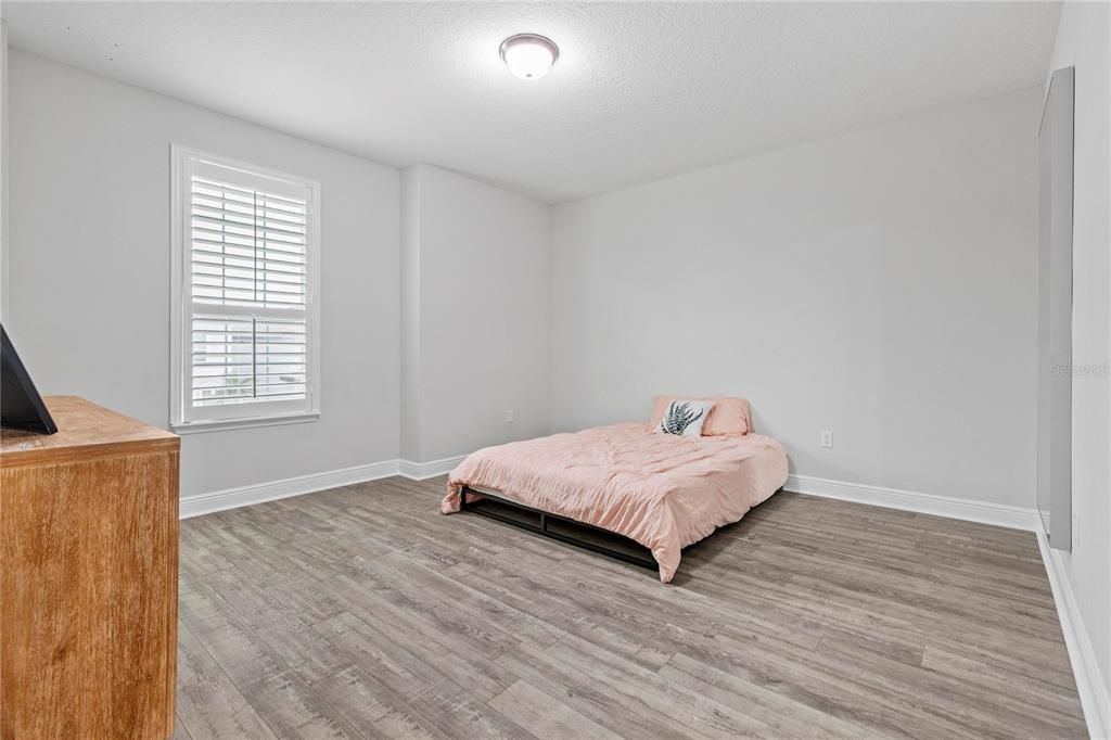 На продажу: $1,595,000 (7 спален, 5 ванн, 5169 Квадратных фут)