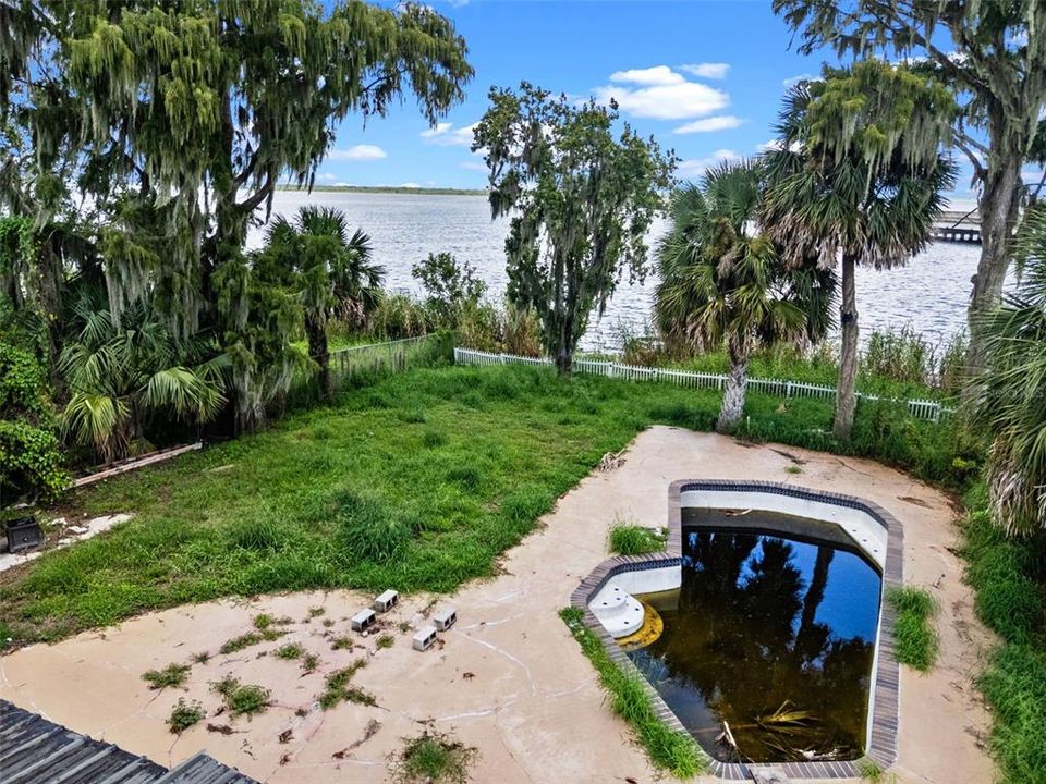 На продажу: $249,000 (3 спален, 2 ванн, 2564 Квадратных фут)