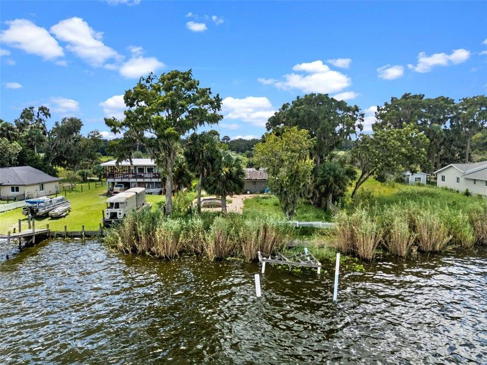 На продажу: $249,000 (3 спален, 2 ванн, 2564 Квадратных фут)