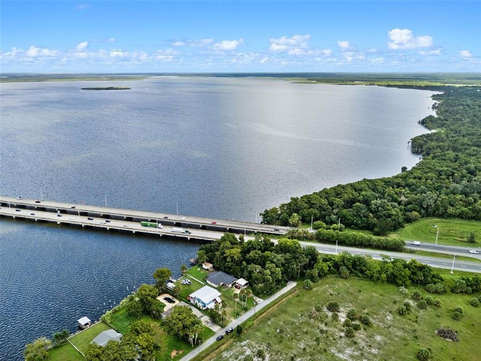 На продажу: $249,000 (3 спален, 2 ванн, 2564 Квадратных фут)