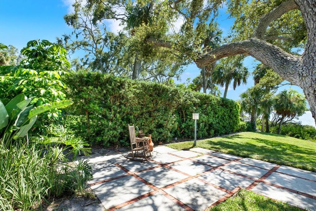 Под контрактом: $3,295,000 (3 спален, 3 ванн, 2990 Квадратных фут)