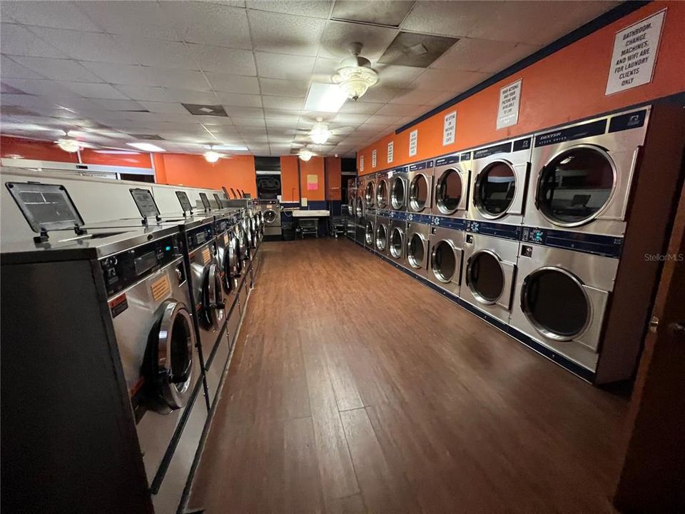 En Venta: $595,000 (0 camas, 0 baños, 2440 Pies cuadrados)