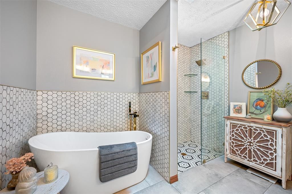 На продажу: $755,000 (3 спален, 2 ванн, 2115 Квадратных фут)