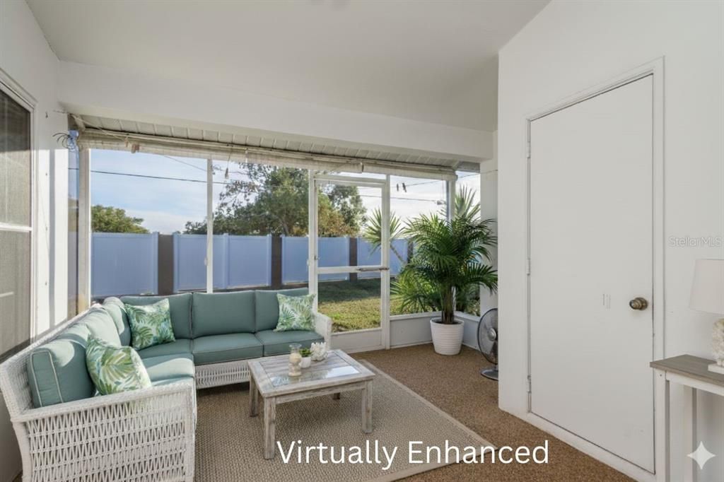 Active With Contract: $185,000 (2 beds, 2 baths, 1232 Square Feet)