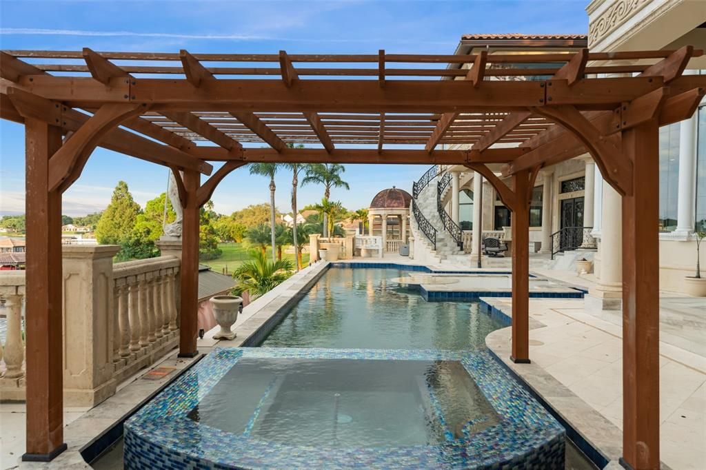 For Sale: $6,395,000 (5 beds, 8 baths, 11861 Square Feet)