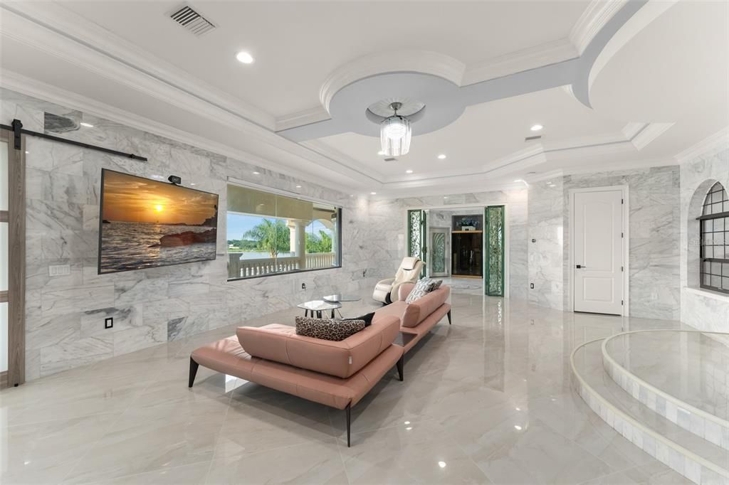 For Sale: $6,395,000 (5 beds, 8 baths, 11861 Square Feet)