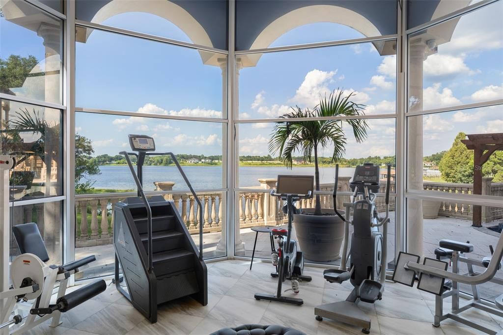 For Sale: $6,395,000 (5 beds, 8 baths, 11861 Square Feet)