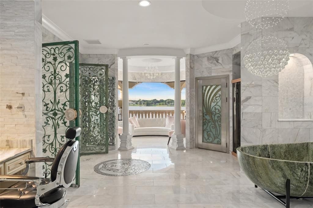 For Sale: $6,395,000 (5 beds, 8 baths, 11861 Square Feet)