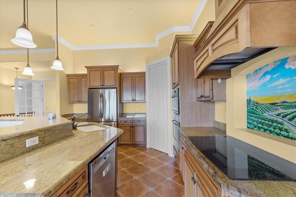 For Rent: $4,000 (4 beds, 3 baths, 3449 Square Feet)