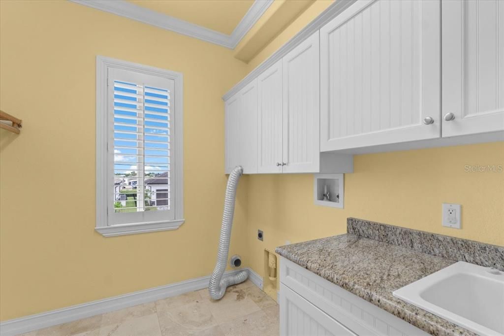 For Rent: $4,000 (4 beds, 3 baths, 3449 Square Feet)