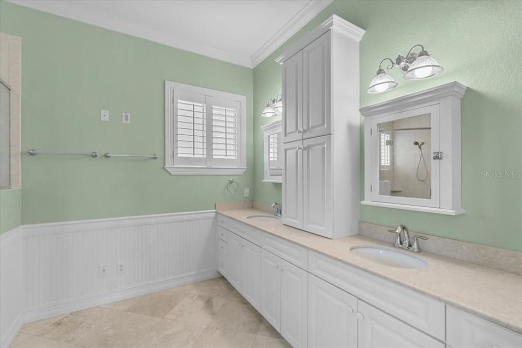 For Rent: $4,000 (4 beds, 3 baths, 3449 Square Feet)