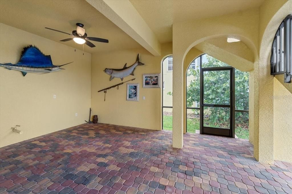 For Rent: $4,000 (4 beds, 3 baths, 3449 Square Feet)