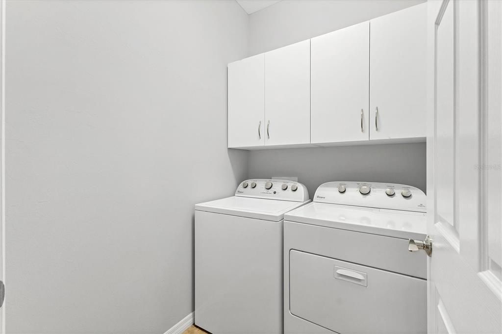For Rent: $2,500 (2 beds, 2 baths, 1437 Square Feet)