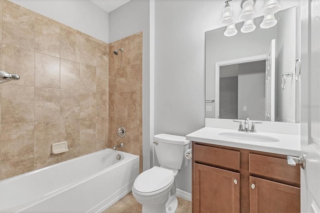 For Rent: $2,500 (2 beds, 2 baths, 1437 Square Feet)