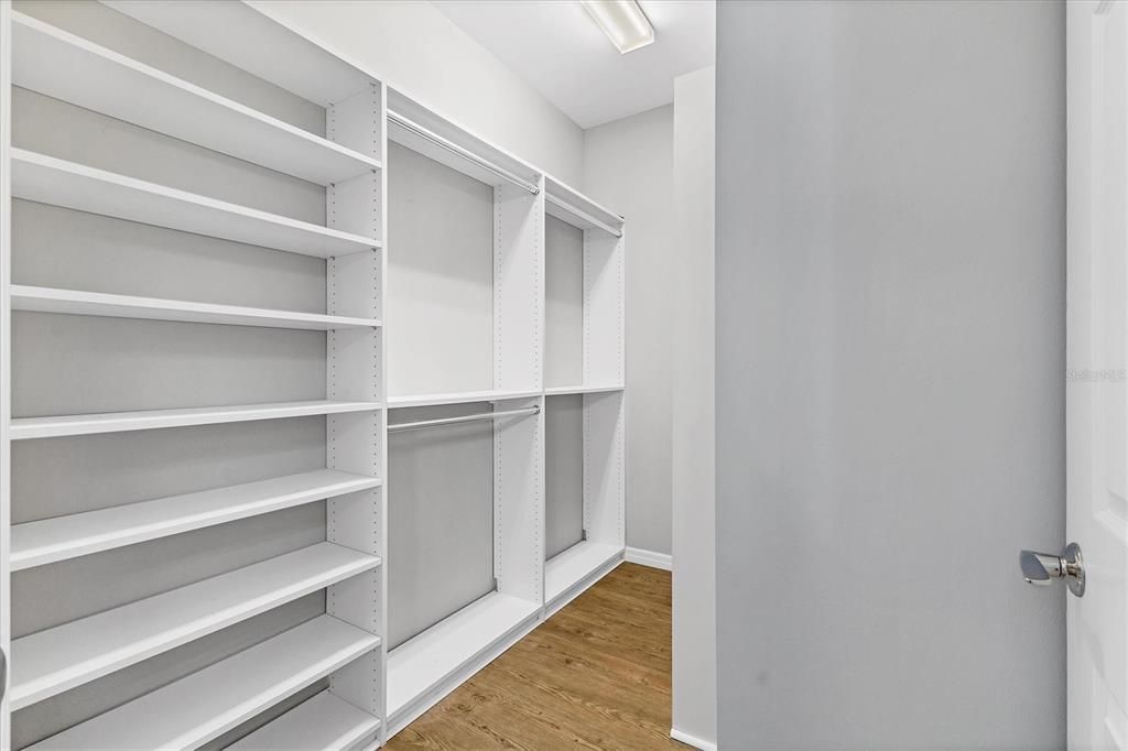 For Rent: $2,500 (2 beds, 2 baths, 1437 Square Feet)