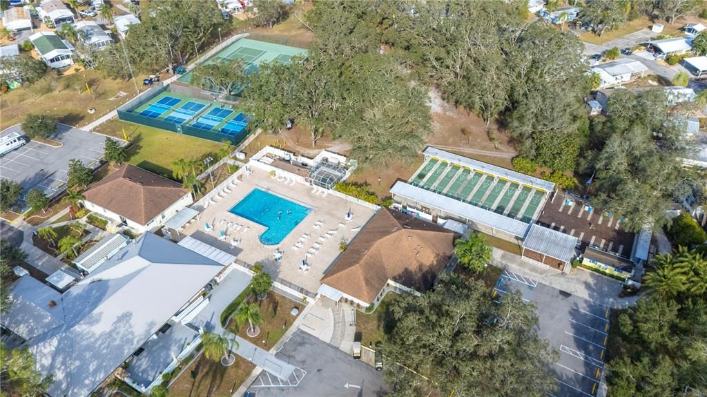 На продажу: $249,500 (2 спален, 2 ванн, 1152 Квадратных фут)