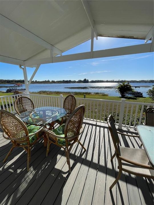 На продажу: $249,500 (2 спален, 2 ванн, 1152 Квадратных фут)