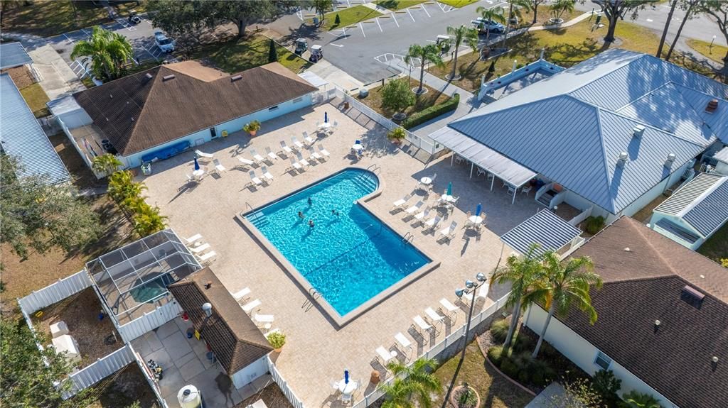 На продажу: $249,500 (2 спален, 2 ванн, 1152 Квадратных фут)