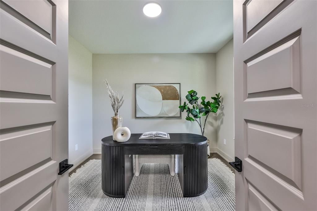 Под контрактом: $1,195,000 (5 спален, 4 ванн, 3196 Квадратных фут)