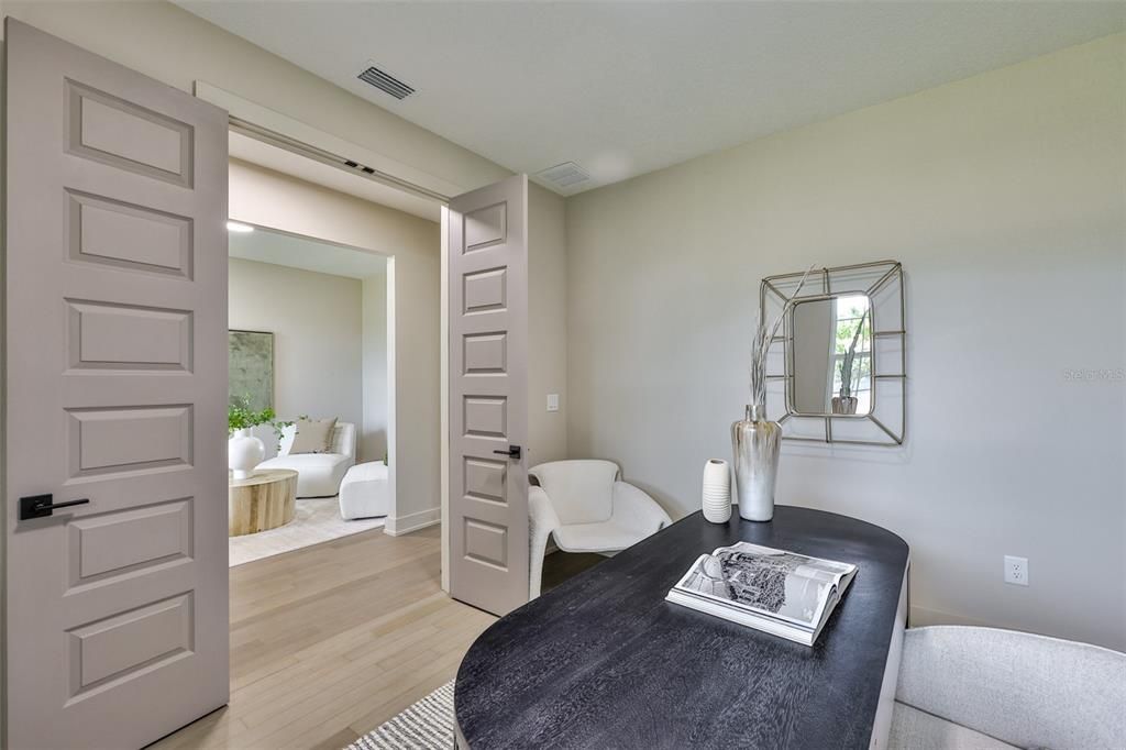 Под контрактом: $1,195,000 (5 спален, 4 ванн, 3196 Квадратных фут)