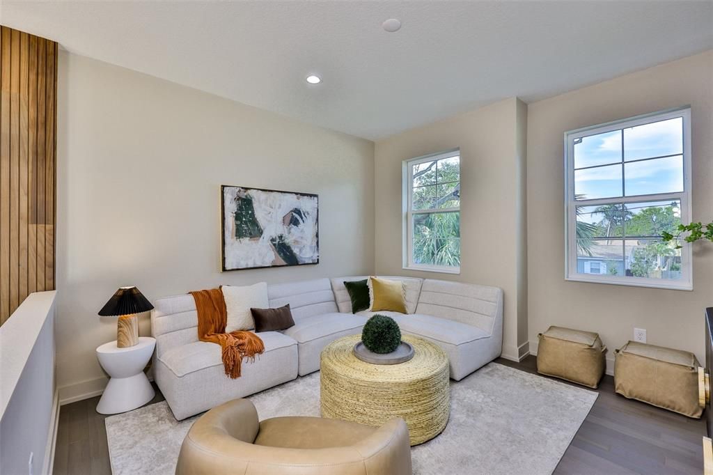 Под контрактом: $1,195,000 (5 спален, 4 ванн, 3196 Квадратных фут)