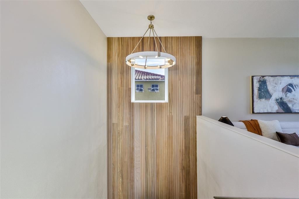 Под контрактом: $1,195,000 (5 спален, 4 ванн, 3196 Квадратных фут)