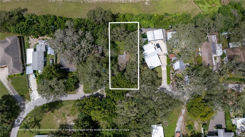 For Sale: $249,999 (3 beds, 3 baths, 1040 Square Feet)