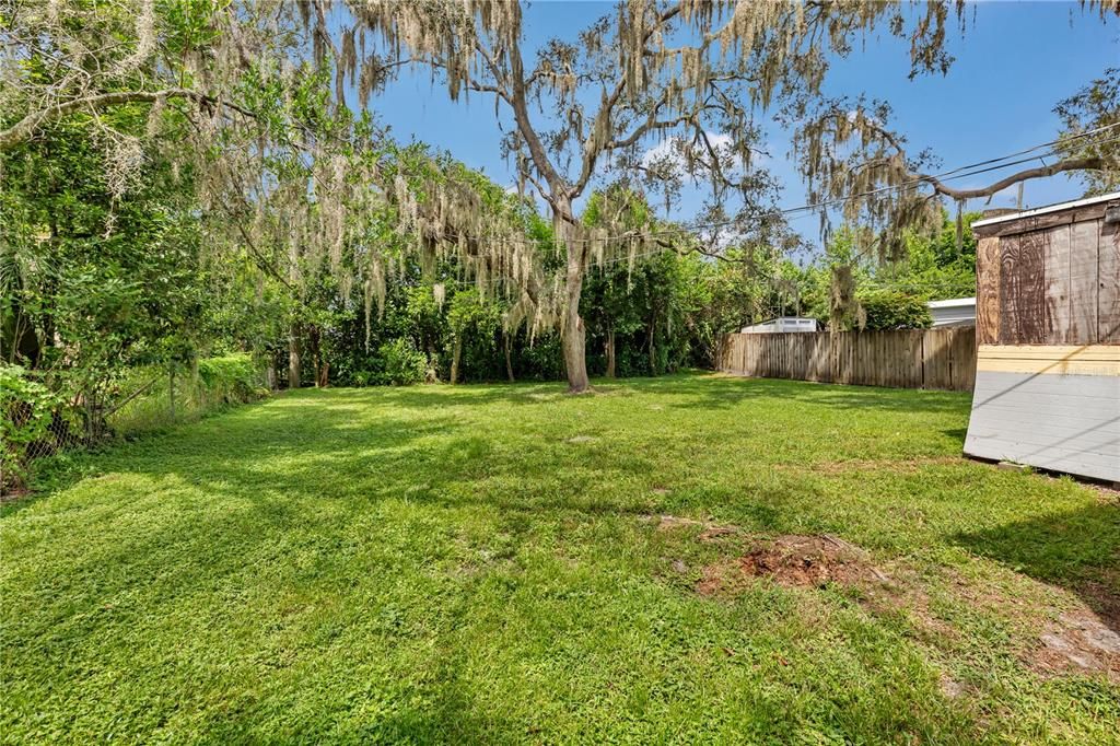 For Sale: $249,999 (3 beds, 3 baths, 1040 Square Feet)