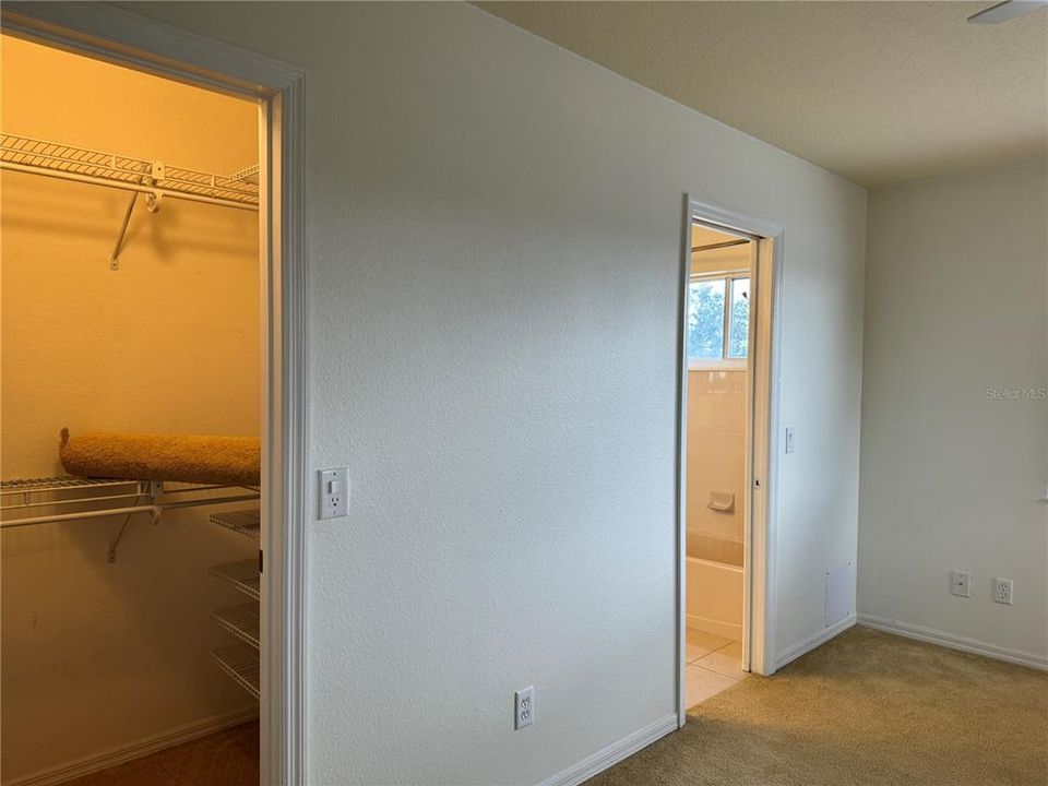 Active With Contract: $4,000 (4 beds, 3 baths, 2858 Square Feet)