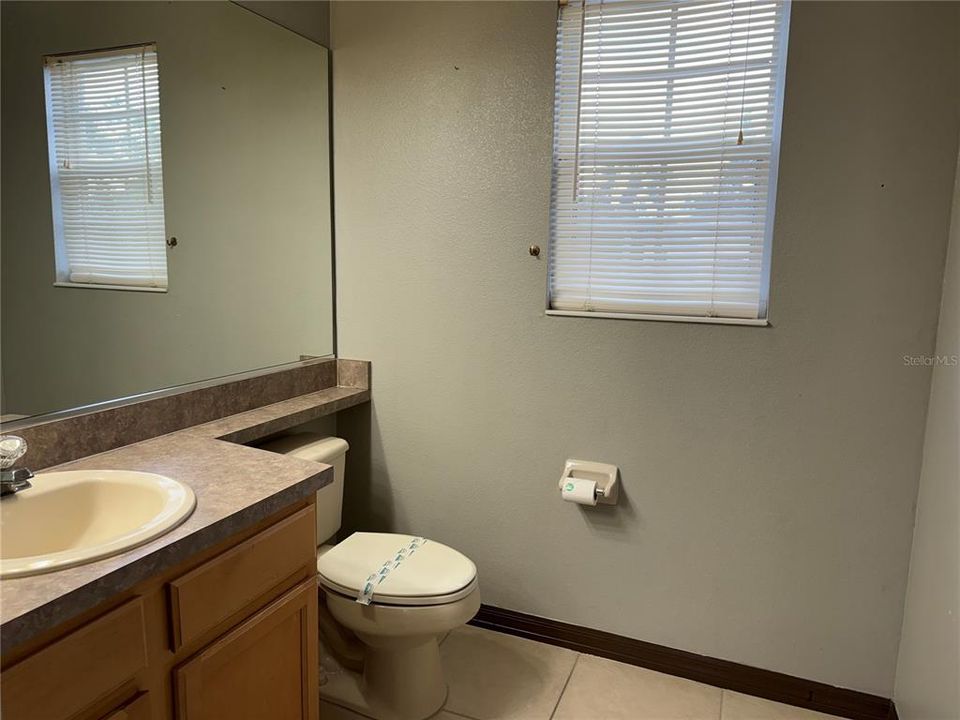 Active With Contract: $4,000 (4 beds, 3 baths, 2858 Square Feet)