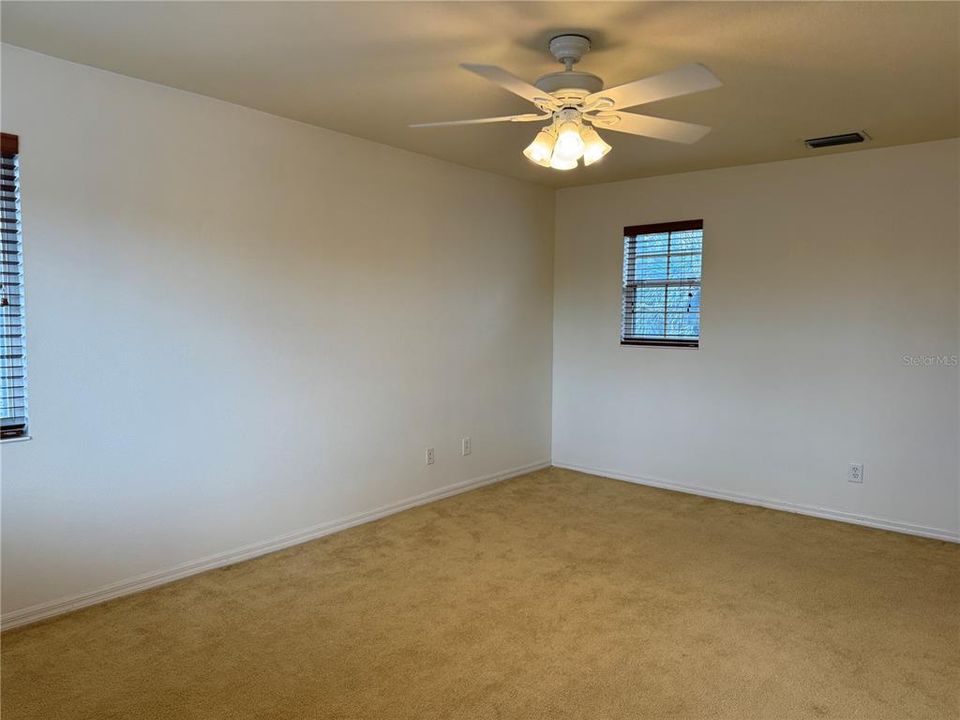 Active With Contract: $4,000 (4 beds, 3 baths, 2858 Square Feet)