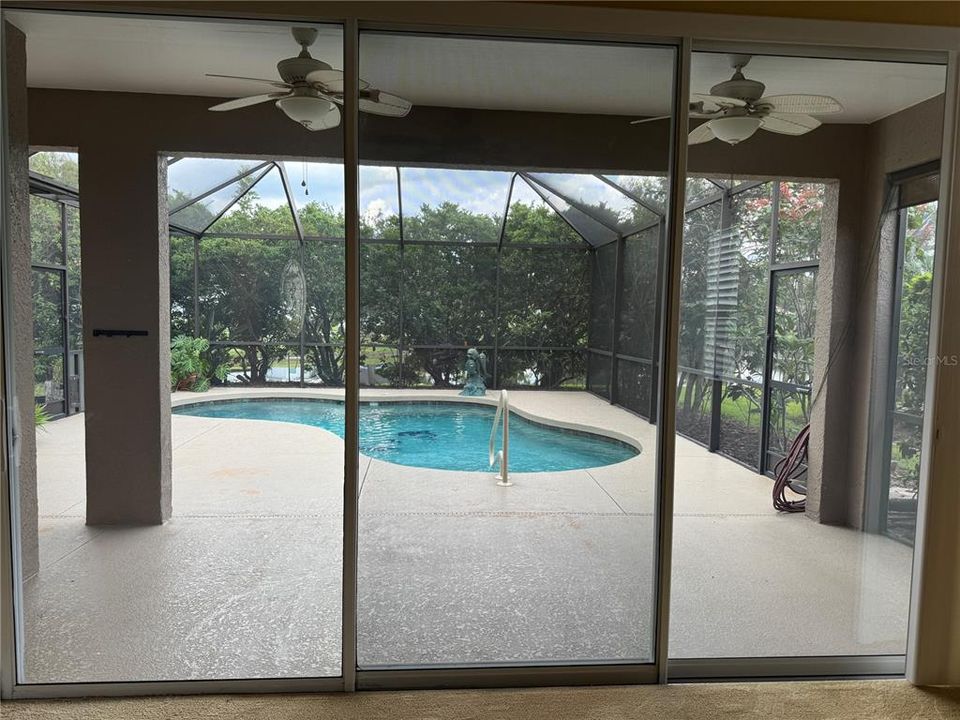 Active With Contract: $4,000 (4 beds, 3 baths, 2858 Square Feet)