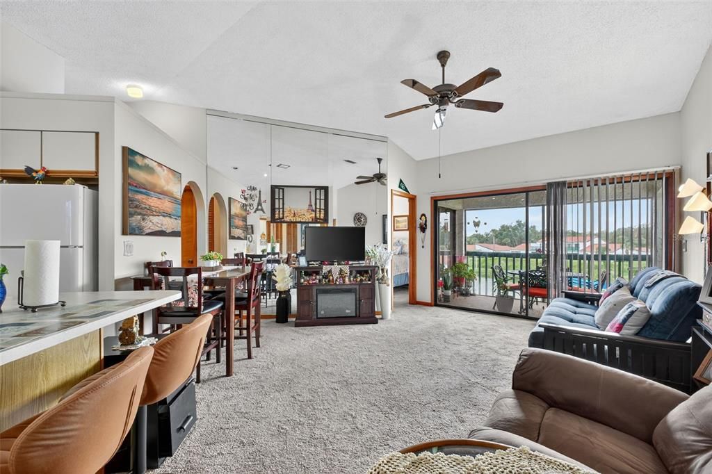 待售: $110,000 (2 贝兹, 1 浴室, 800 平方英尺)