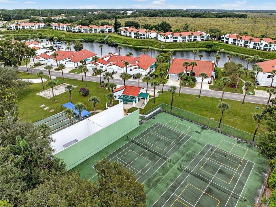 待售: $110,000 (2 贝兹, 1 浴室, 800 平方英尺)