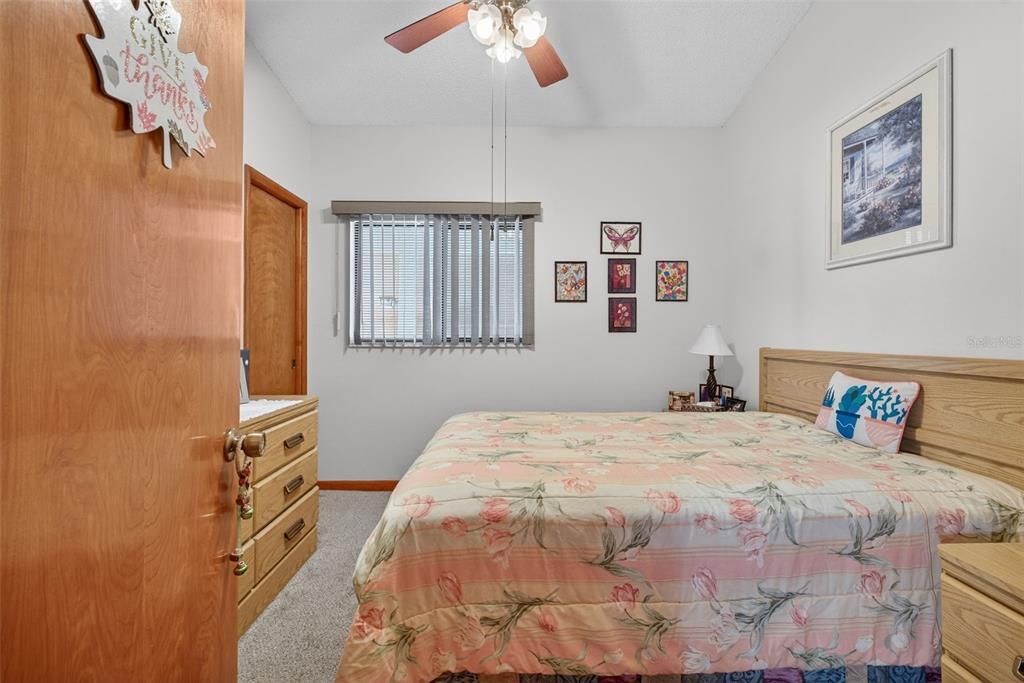 待售: $110,000 (2 贝兹, 1 浴室, 800 平方英尺)