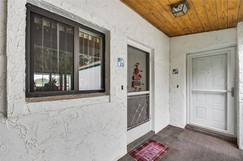 待售: $110,000 (2 贝兹, 1 浴室, 800 平方英尺)