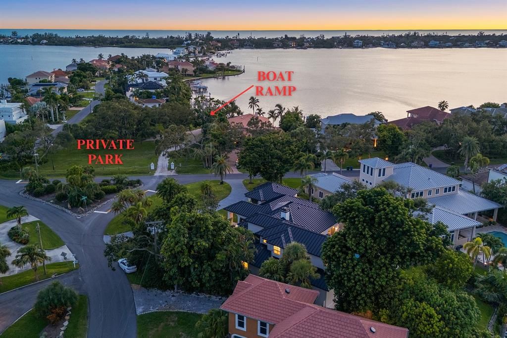 待售: $2,999,000 (4 贝兹, 3 浴室, 5012 平方英尺)