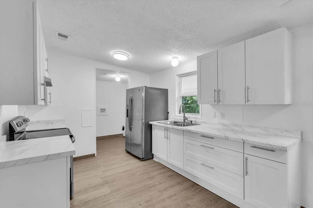 En Venta: $182,499 (3 camas, 2 baños, 1144 Pies cuadrados)