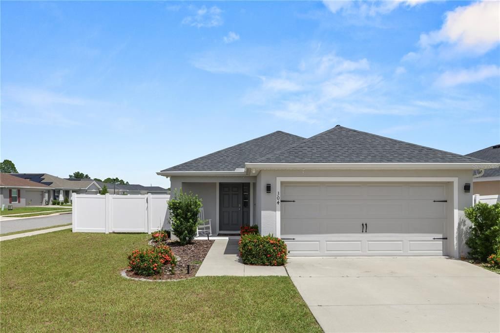 合同活跃: $265,000 (3 贝兹, 2 浴室, 1497 平方英尺)