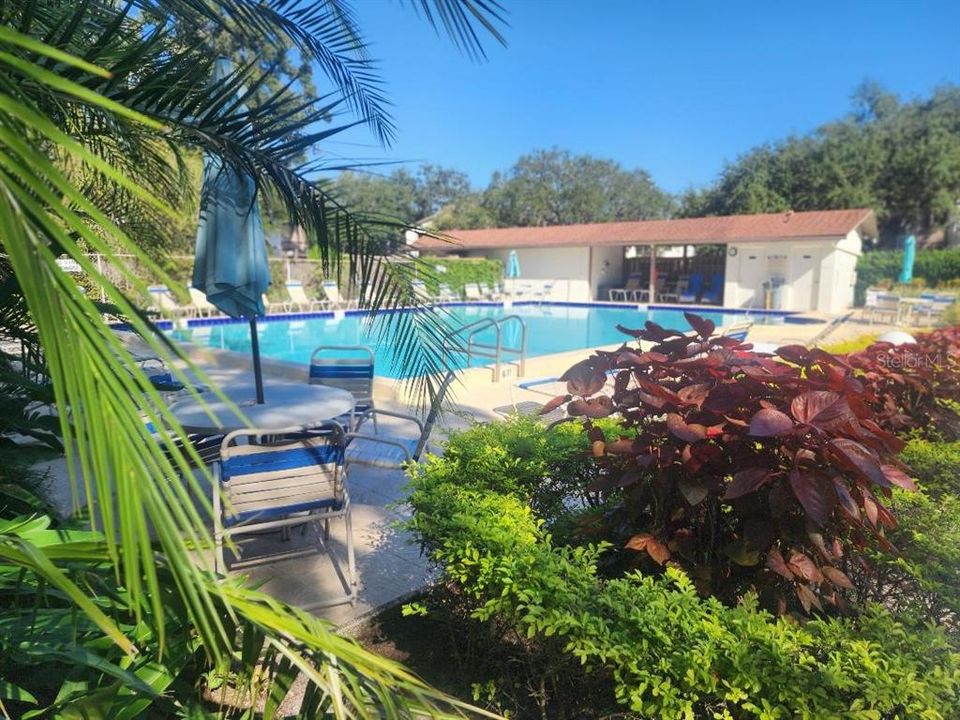 待售: $225,000 (2 贝兹, 2 浴室, 1060 平方英尺)