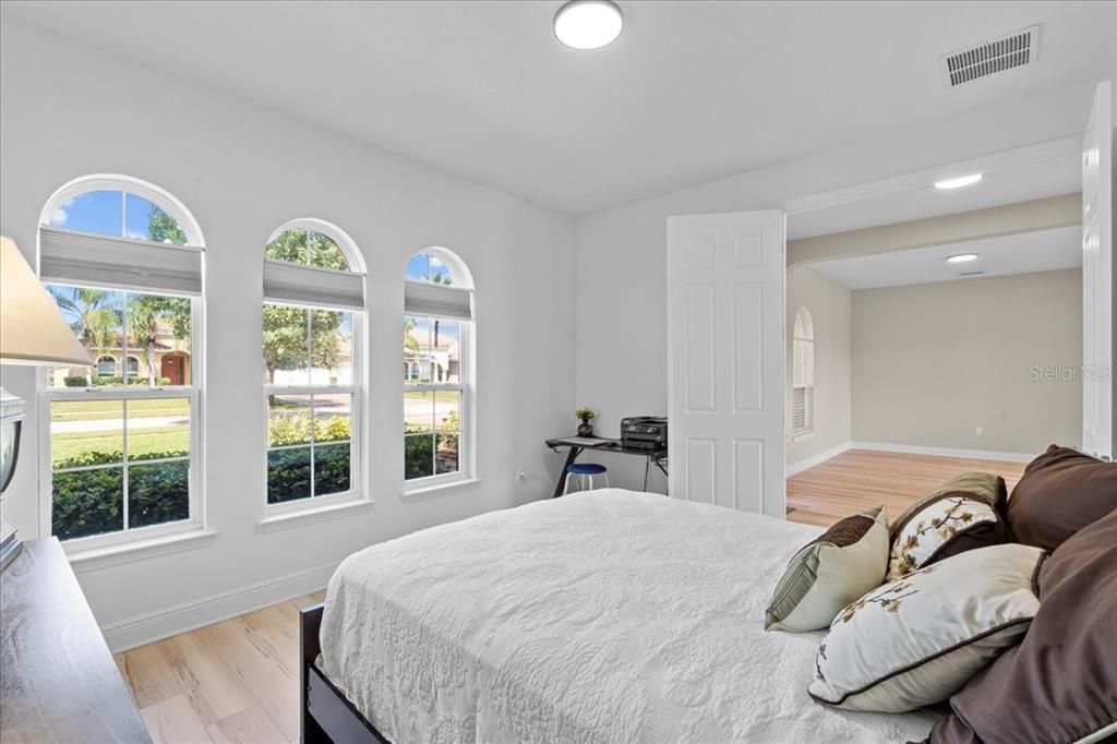 Active With Contract: $450,000 (3 beds, 2 baths, 2445 Square Feet)