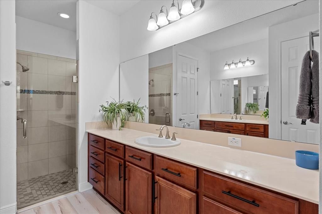 Active With Contract: $450,000 (3 beds, 2 baths, 2445 Square Feet)