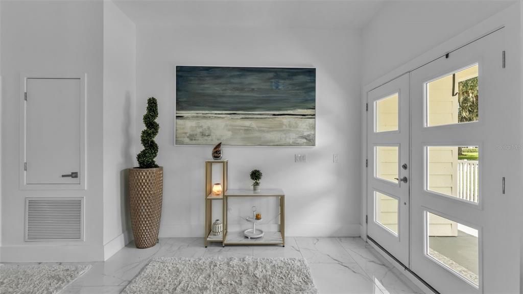 На продажу: $1,099,900 (6 спален, 5 ванн, 4621 Квадратных фут)