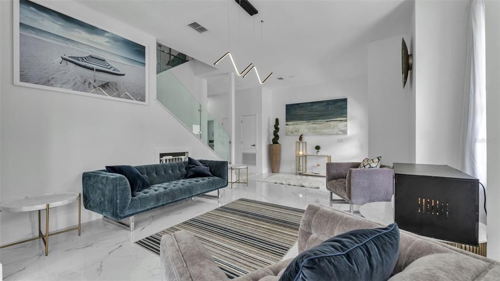 На продажу: $1,099,900 (6 спален, 5 ванн, 4621 Квадратных фут)