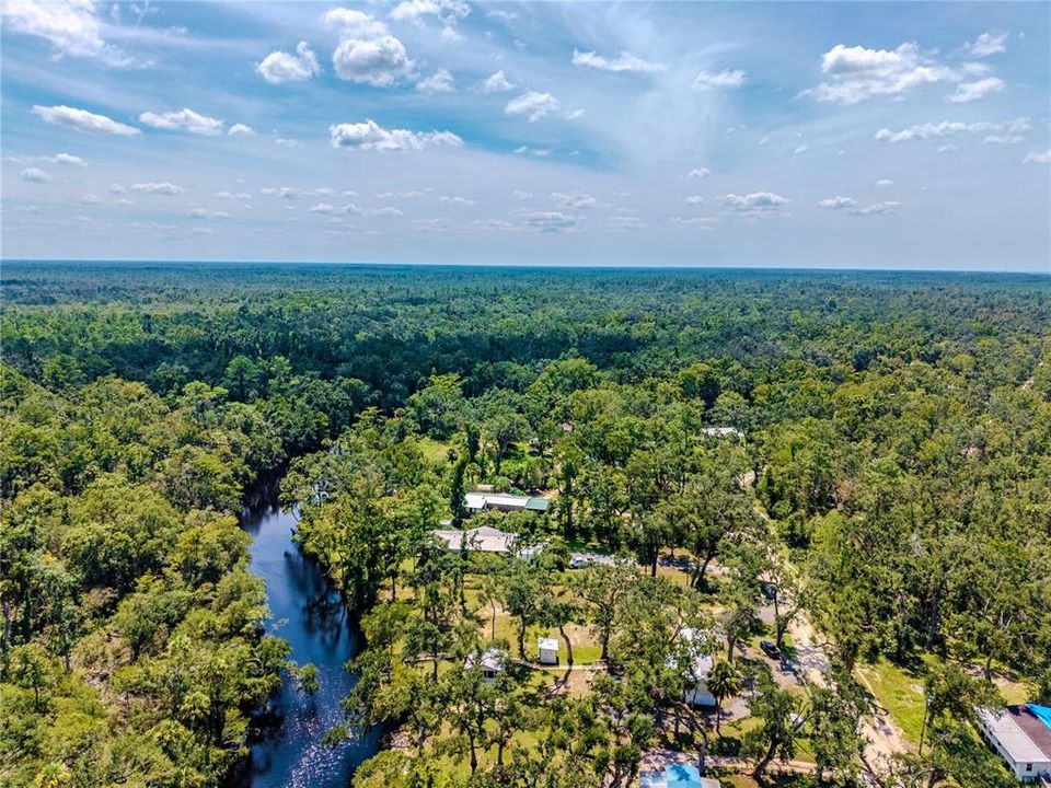 En Venta: $219,900 (2 camas, 2 baños, 896 Pies cuadrados)